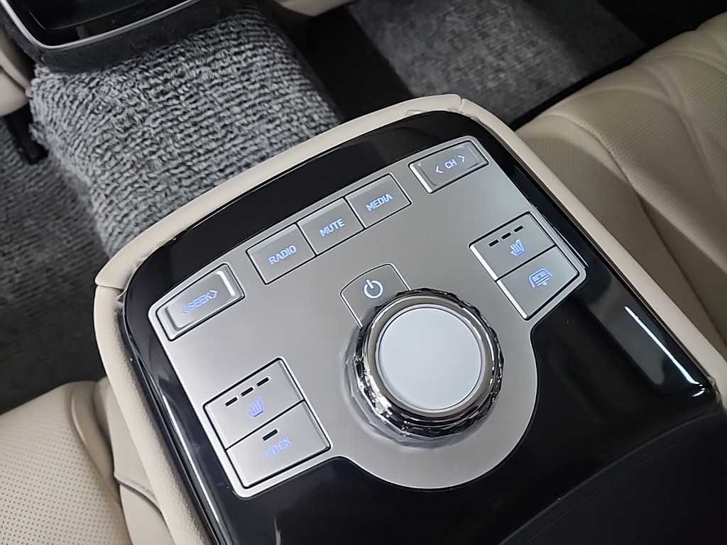 Genesis G80 2025 Blanco - Importación desde Corea - HF Imports Iquique - Foto 14