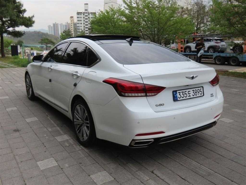 Genesis G80 - Vista 4