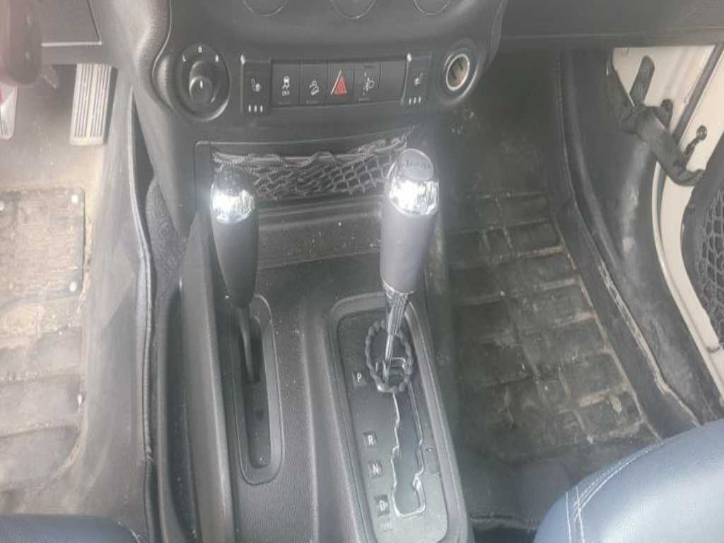 Jeep Wrangler - Vista 4