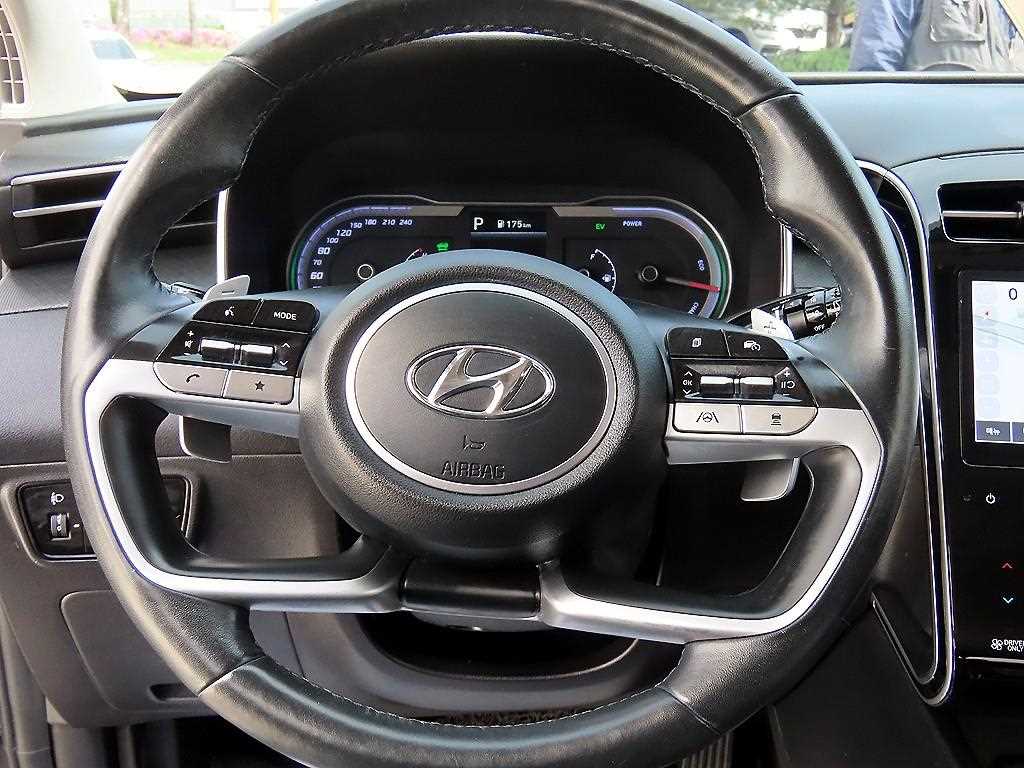 HYUNDAI Tucson - Vista 8