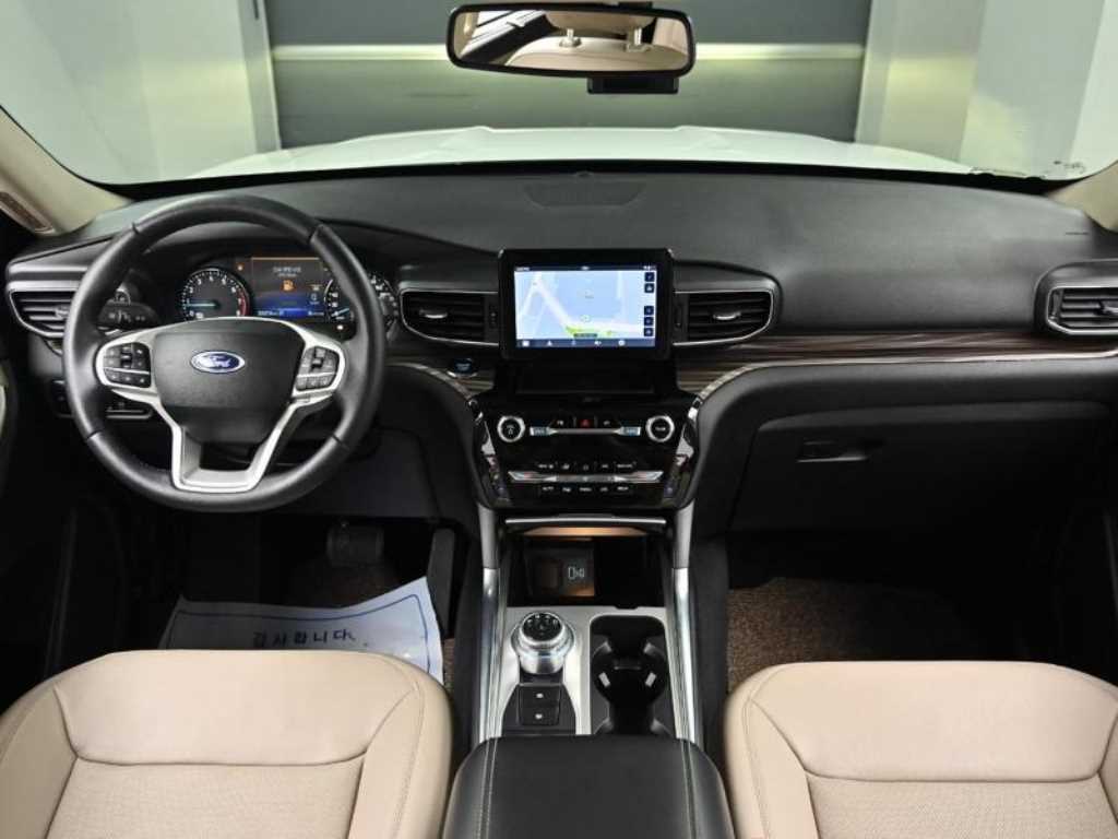 Ford Explorer - Vista 7