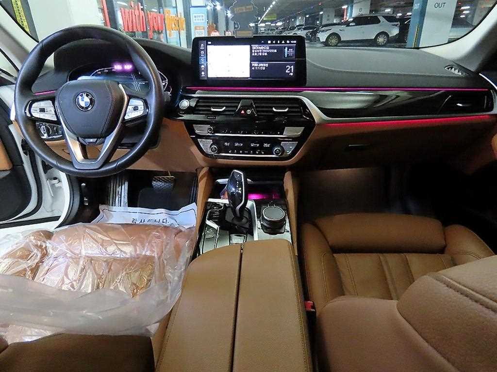 BMW 5 Series - Vista 10