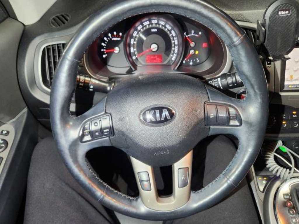 KIA Sportage - Vista 8