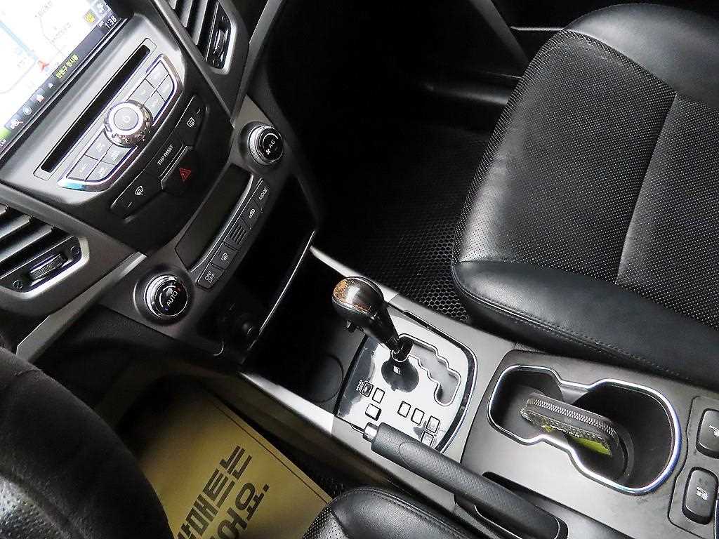 Ssangyong Korando 2015 Gris - Importación desde Corea - HF Imports Iquique - Foto 16