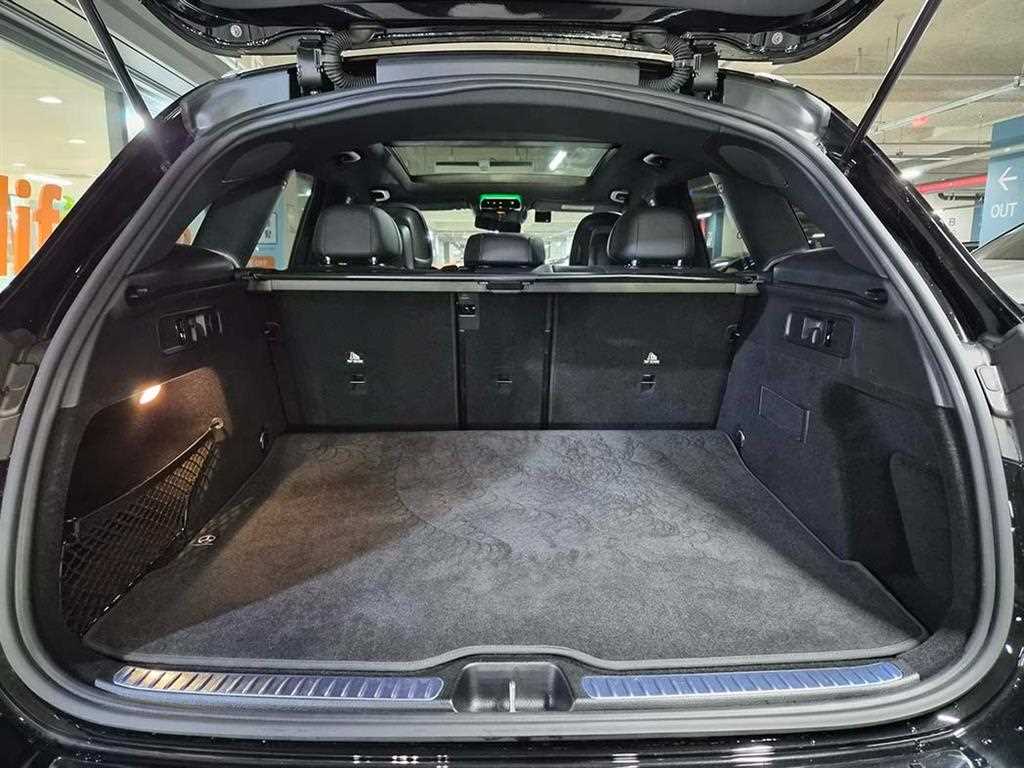 Mercedes Benz GLC Class 2023 Negro - Importación desde Corea - HF Imports Iquique - Foto 18