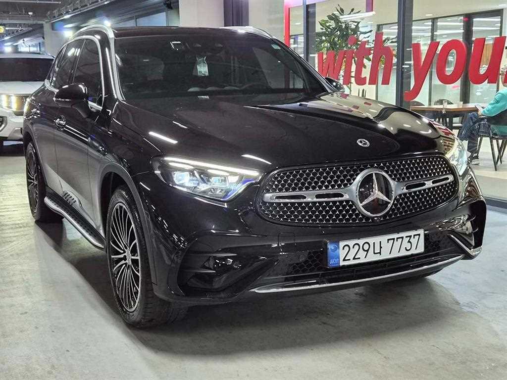 Mercedes Benz GLC Class 2023 Negro - Importación desde Corea - HF Imports Iquique - Foto 1