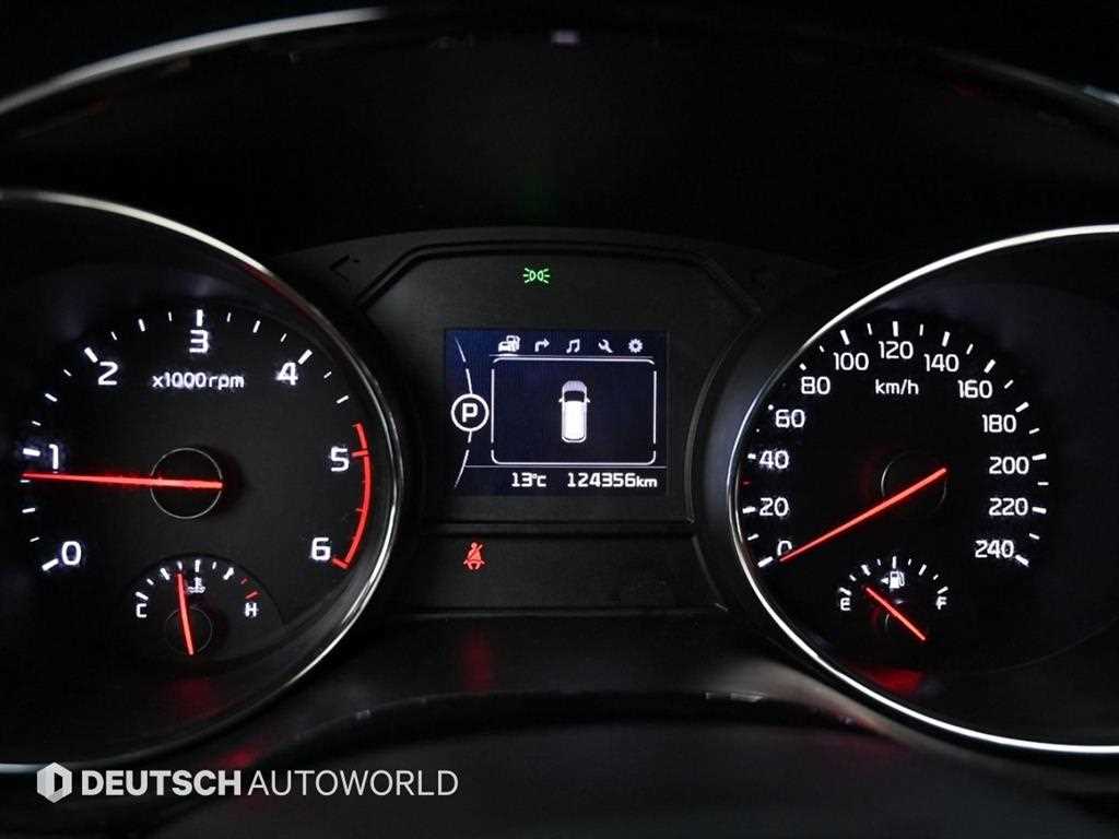 KIA Carnival - Vista 6