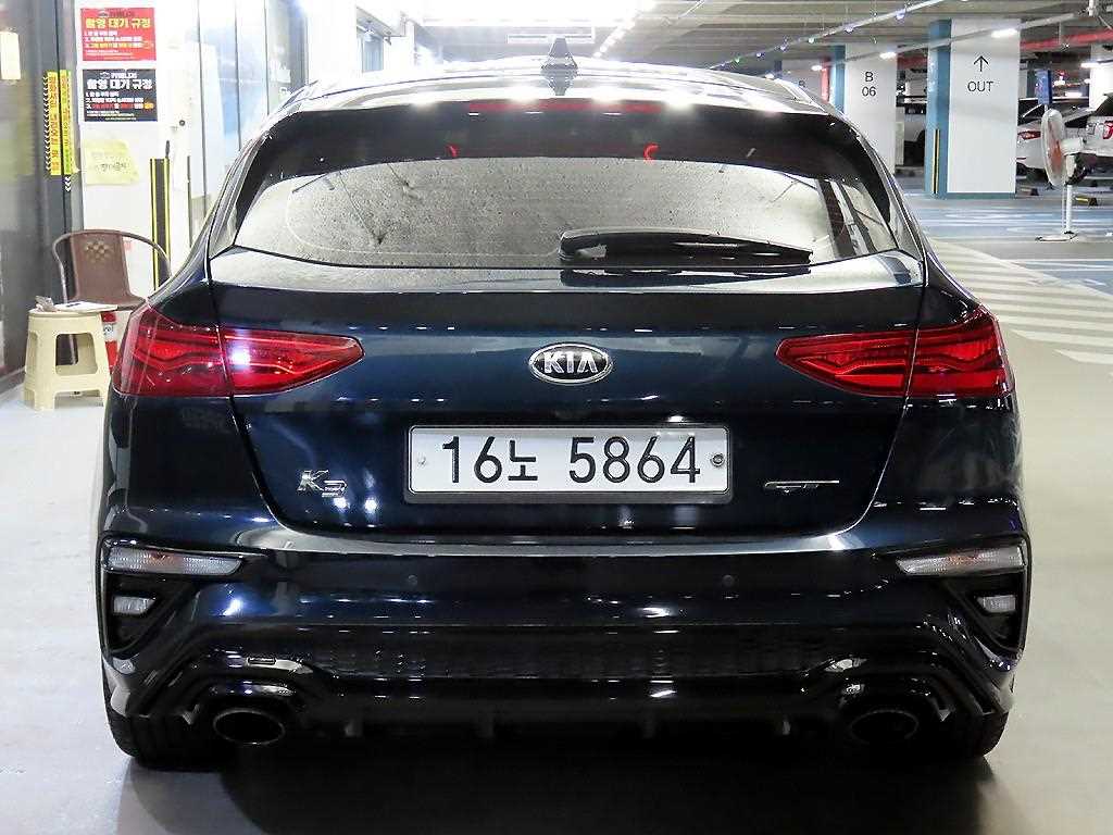 KIA K3 - Vista 5