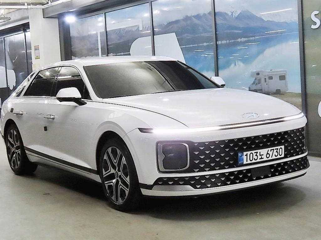 HYUNDAI Grandeur - Vista 4