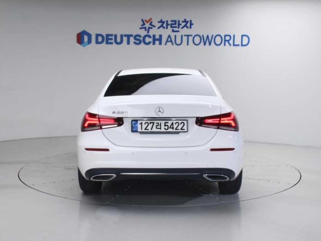 Mercedes Benz A Class - Vista 4