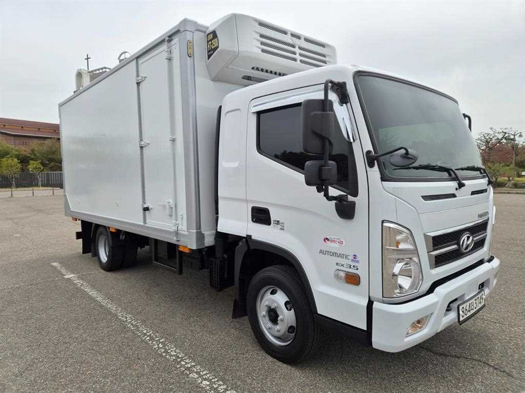 medium and large cargo truck - Vista 4