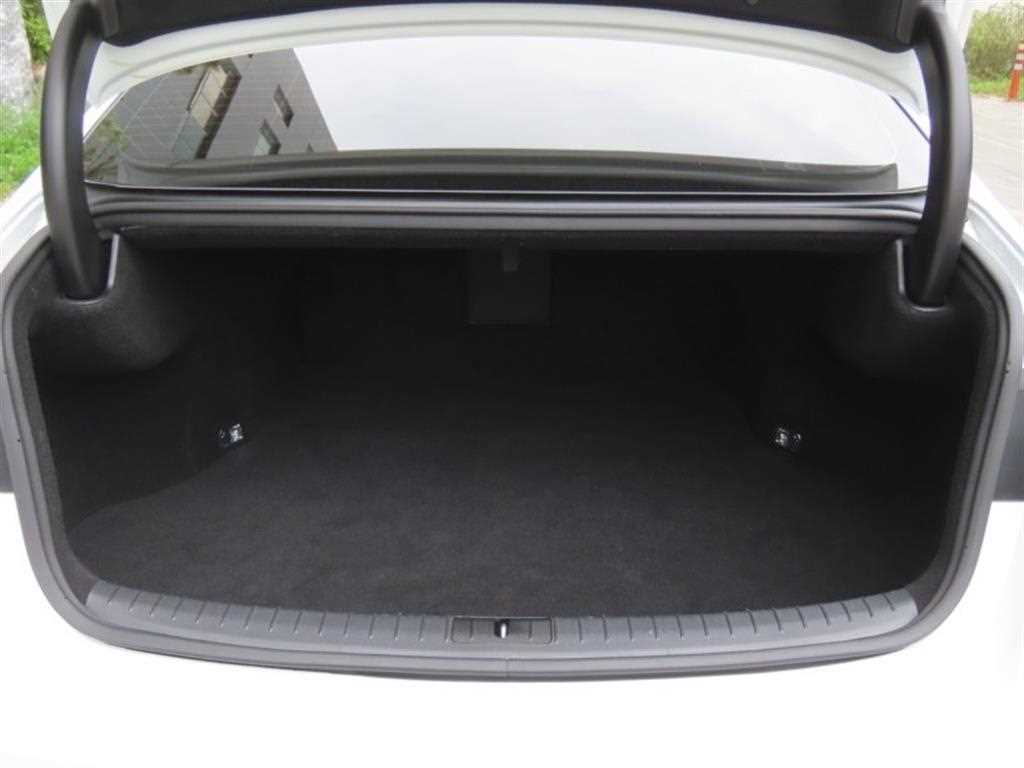 Genesis G80 2020 Blanco - Importación desde Corea - HF Imports Iquique - Foto 18