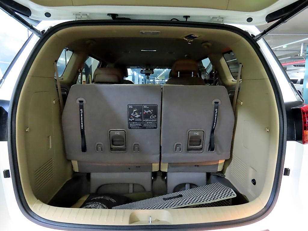 KIA Carnival 2019 Blanco - Importación desde Corea - HF Imports Iquique - Foto 17