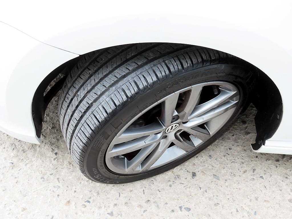 Volkswagen polo 2016 Blanco - Importación desde Corea - HF Imports Iquique - Foto 17