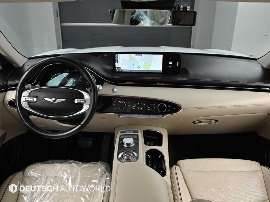 Genesis GV70 - Vista 7