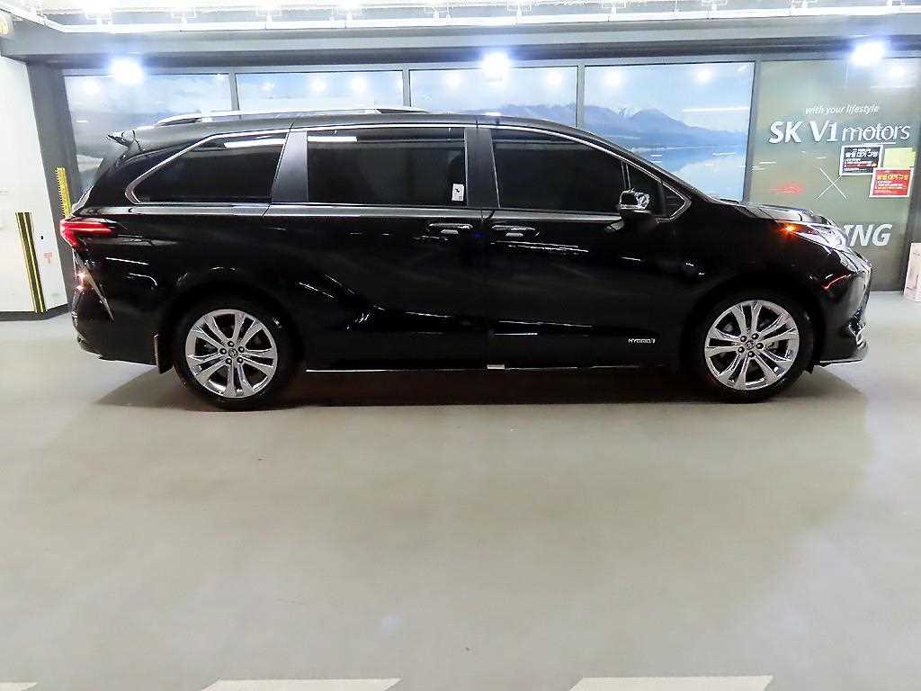 Toyota Siena - Vista 3
