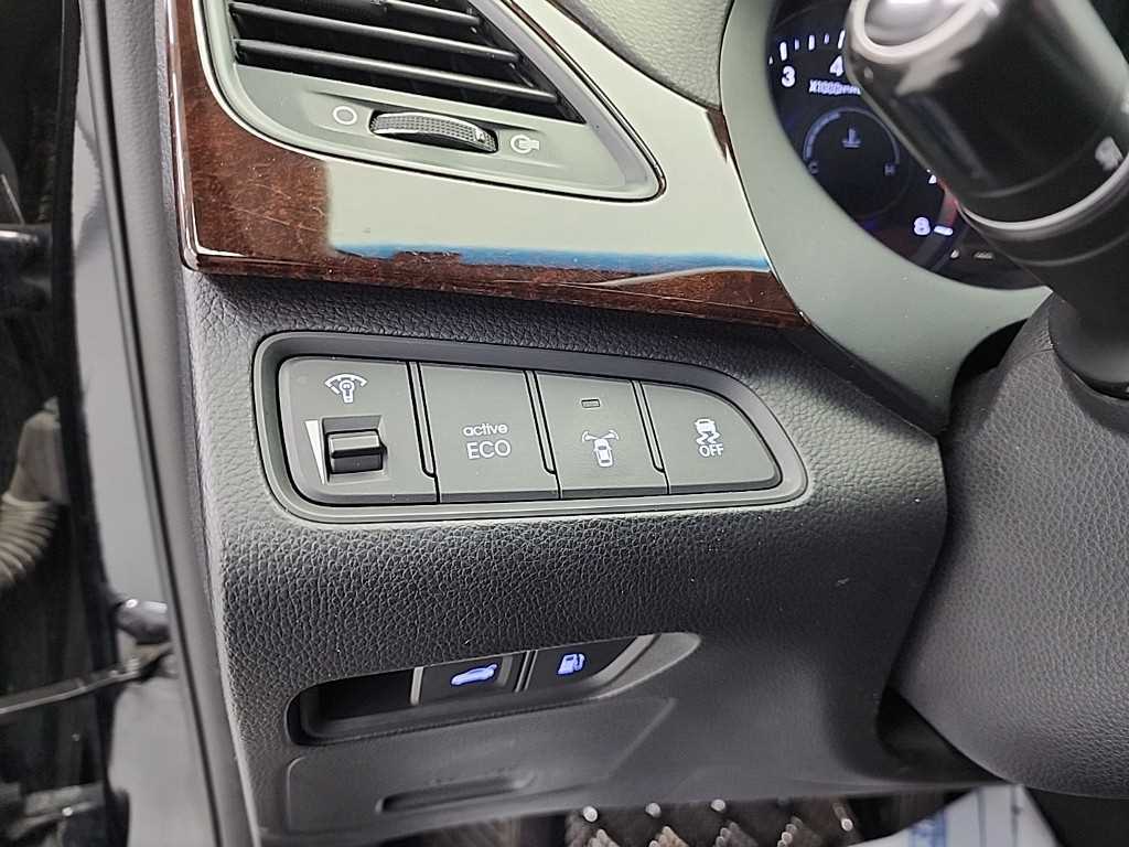 HYUNDAI Grandeur 2011 Negro - Importación desde Corea - HF Imports Iquique - Foto 18