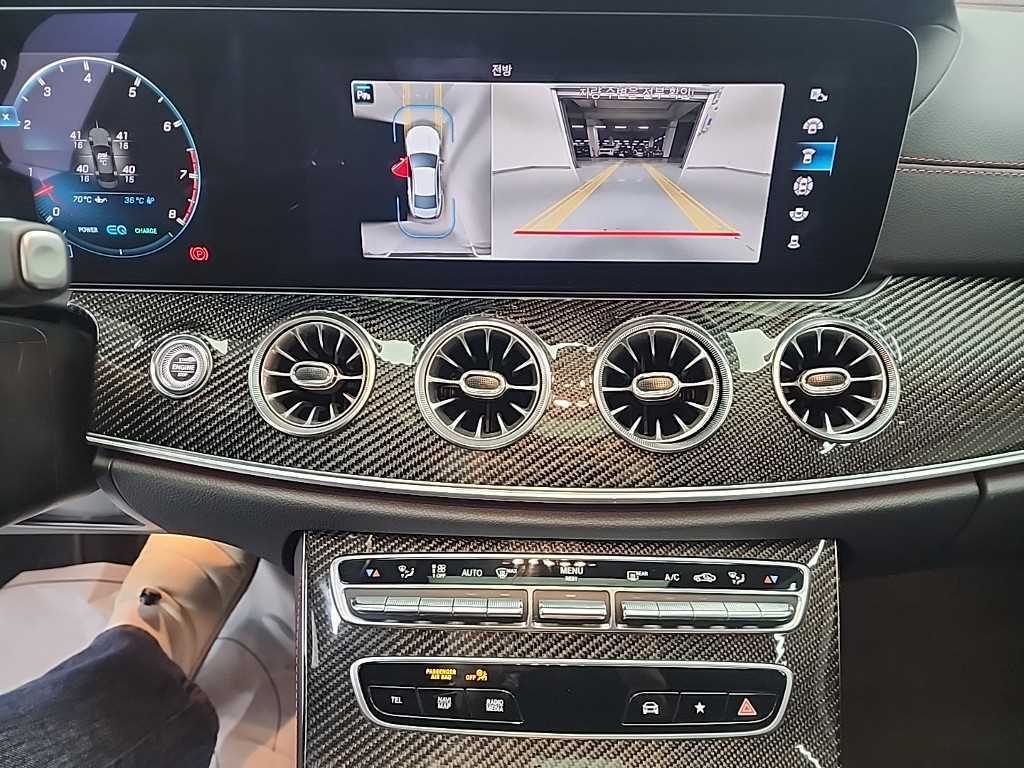 Mercedes Benz CLS Class - Vista 10