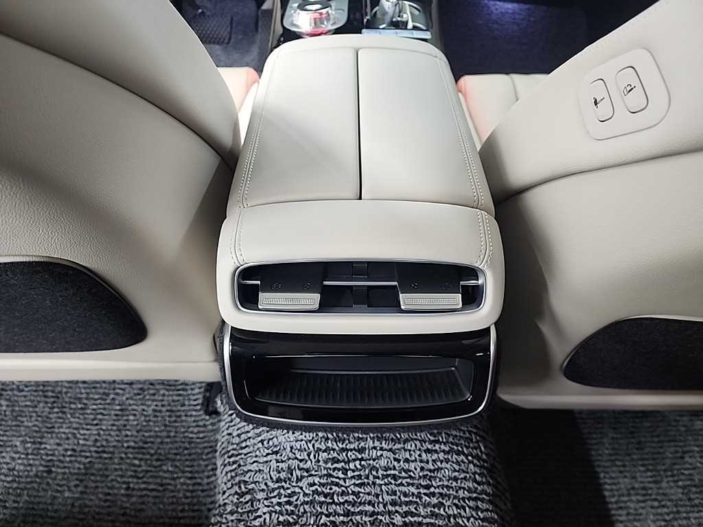 Genesis G80 2025 Blanco - Importación desde Corea - HF Imports Iquique - Foto 13