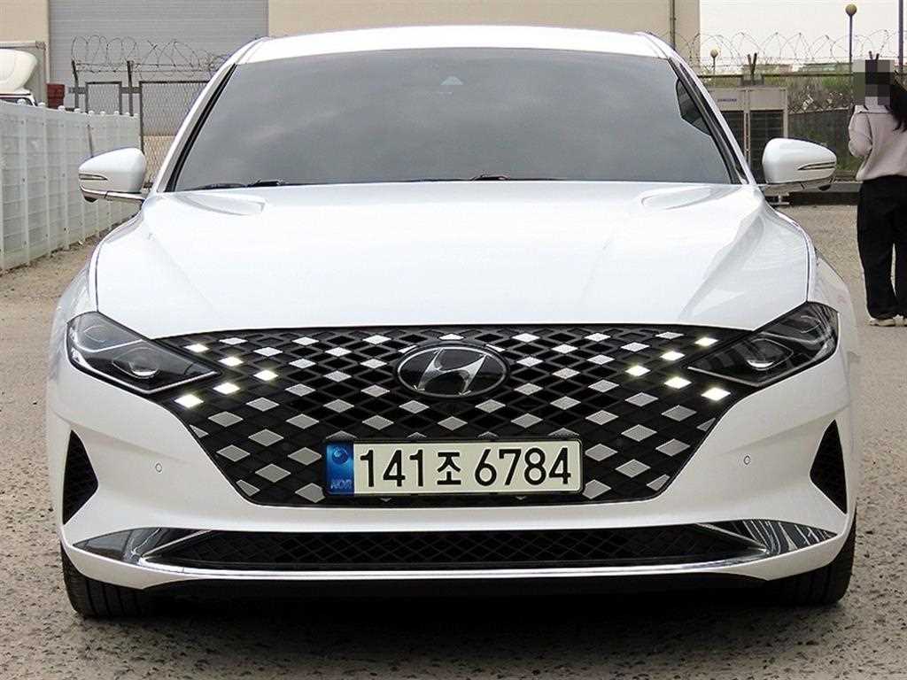 HYUNDAI Grandeur 2022 Blanco - Importación desde Corea - HF Imports Iquique - Foto 1