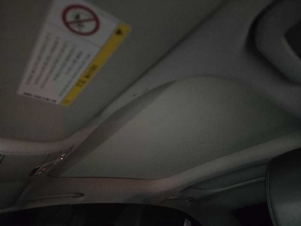 Mercedes Benz E class - Vista 6