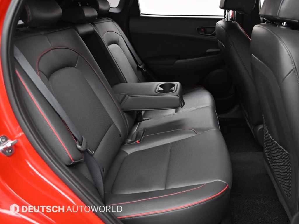 HYUNDAI Kona - Vista 12