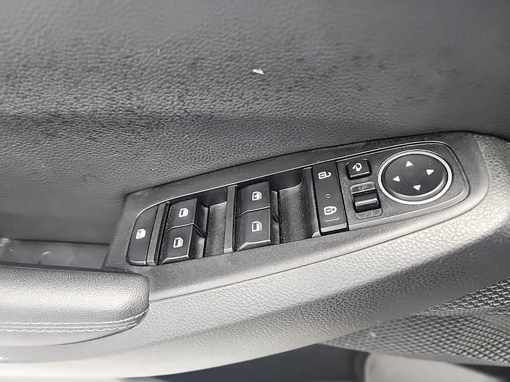 KIA Seltos 2023 Blanco - Importación desde Corea - HF Imports Iquique - Foto 15