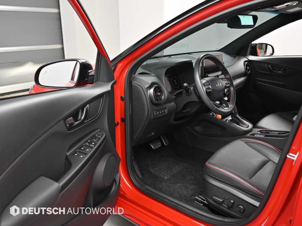 HYUNDAI Kona - Vista 11