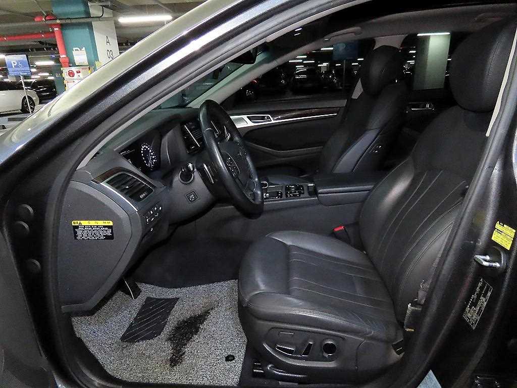Genesis G80 - Vista 6
