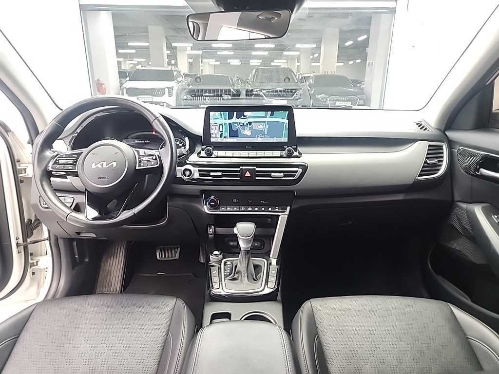 KIA Seltos - Vista 7