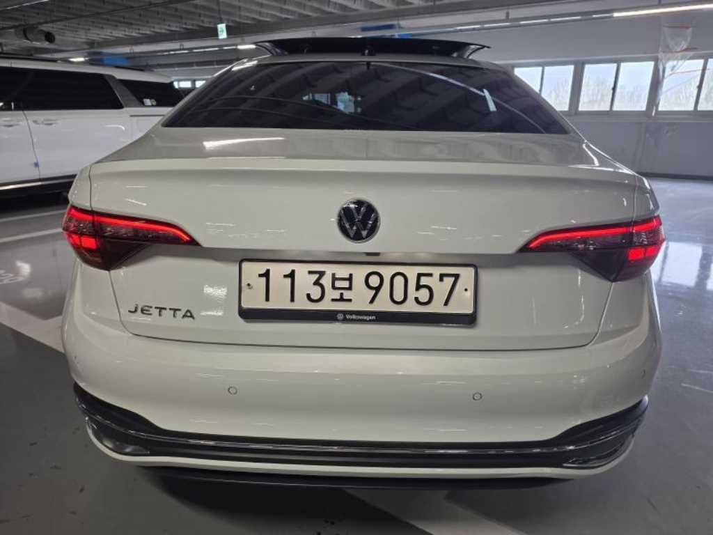Volkswagen Jetta - Vista 3