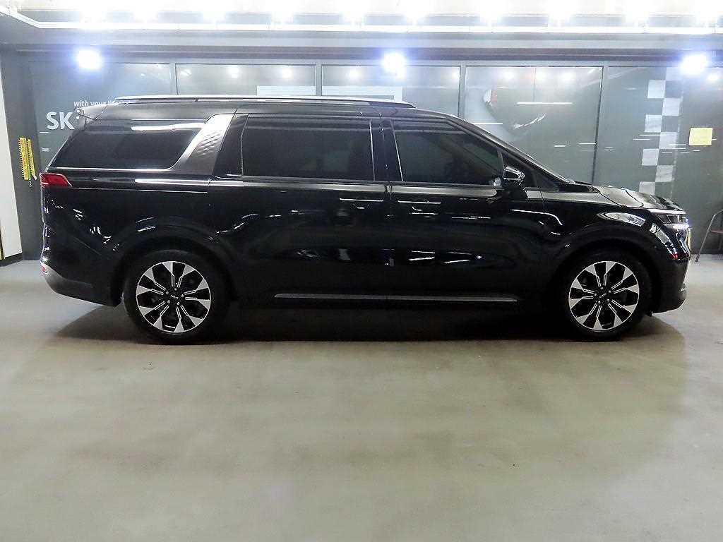 KIA Carnival - Vista 3