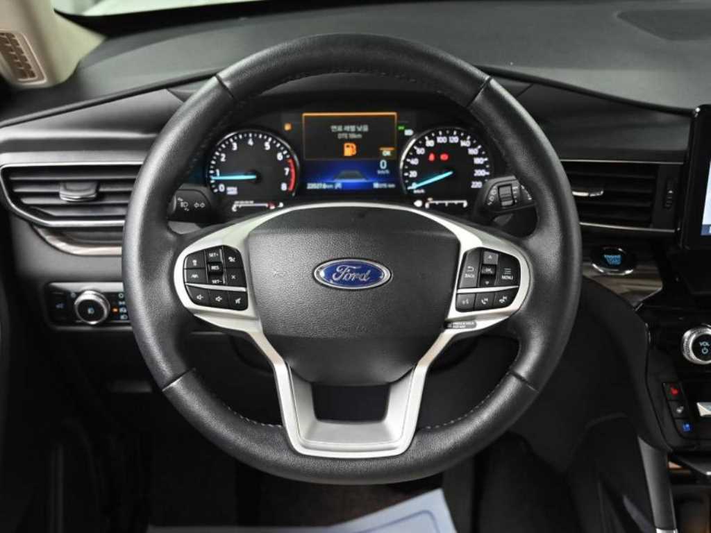 Ford Explorer 2023 Blanco - Importación desde Corea - HF Imports Iquique - Foto 13