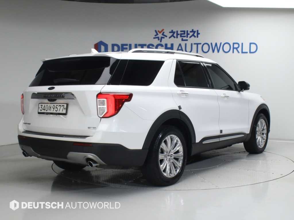 Ford Explorer - Vista 2