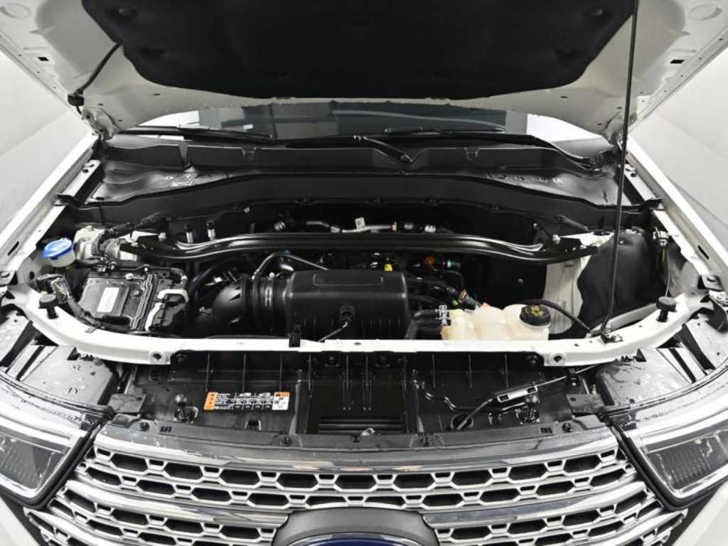 Ford Explorer - Vista 6