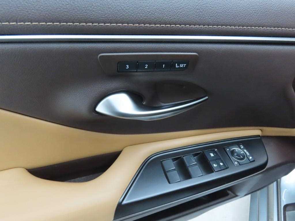 Lexus ES - Vista 10