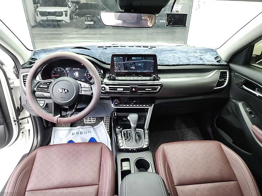 KIA Seltos - Vista 7