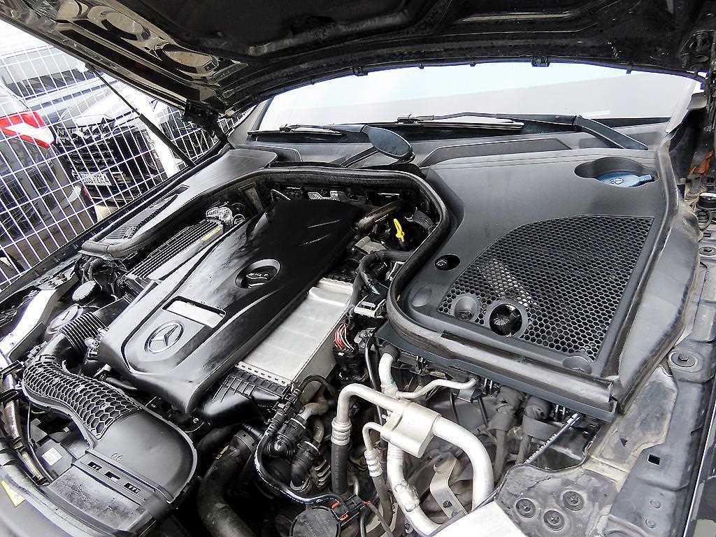 Mercedes Benz E class 2017 Negro - Importación desde Corea - HF Imports Iquique - Foto 19