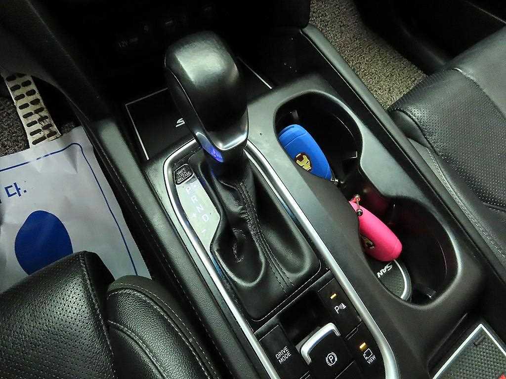 HYUNDAI Santa Fe - Vista 10