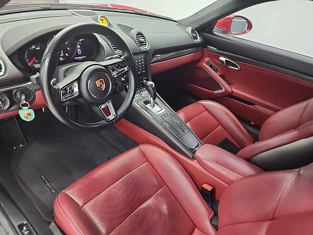 Porsche 718 - Vista 7