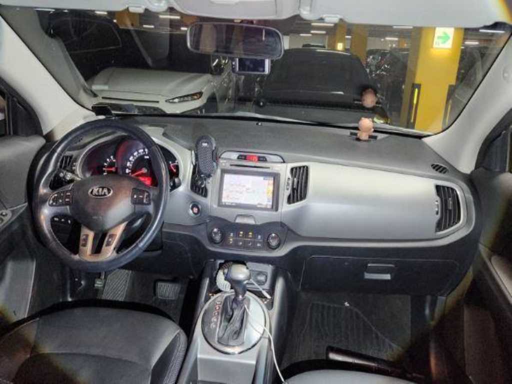 KIA Sportage - Vista 6