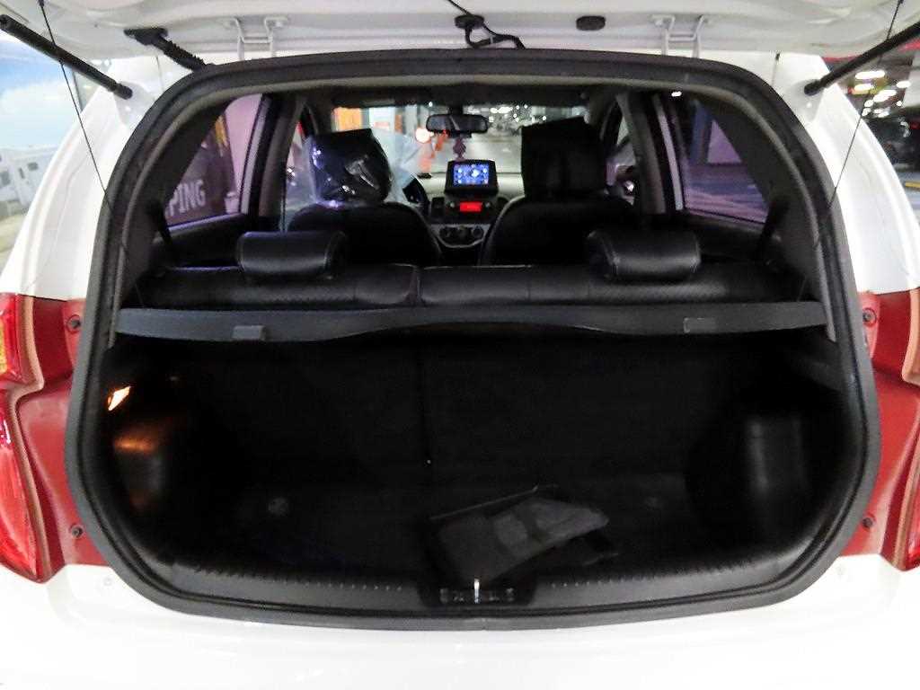 KIA Morning 2012 Blanco - Importación desde Corea - HF Imports Iquique - Foto 17