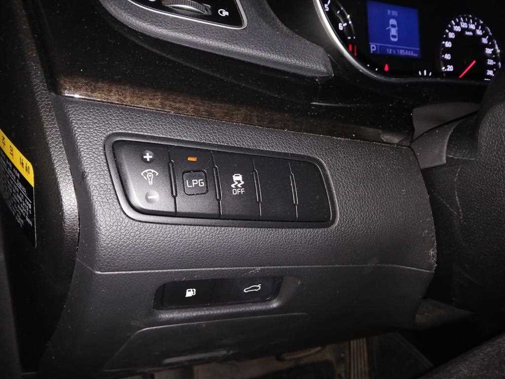 KIA K7 2013 Negro - Importación desde Corea - HF Imports Iquique - Foto 13