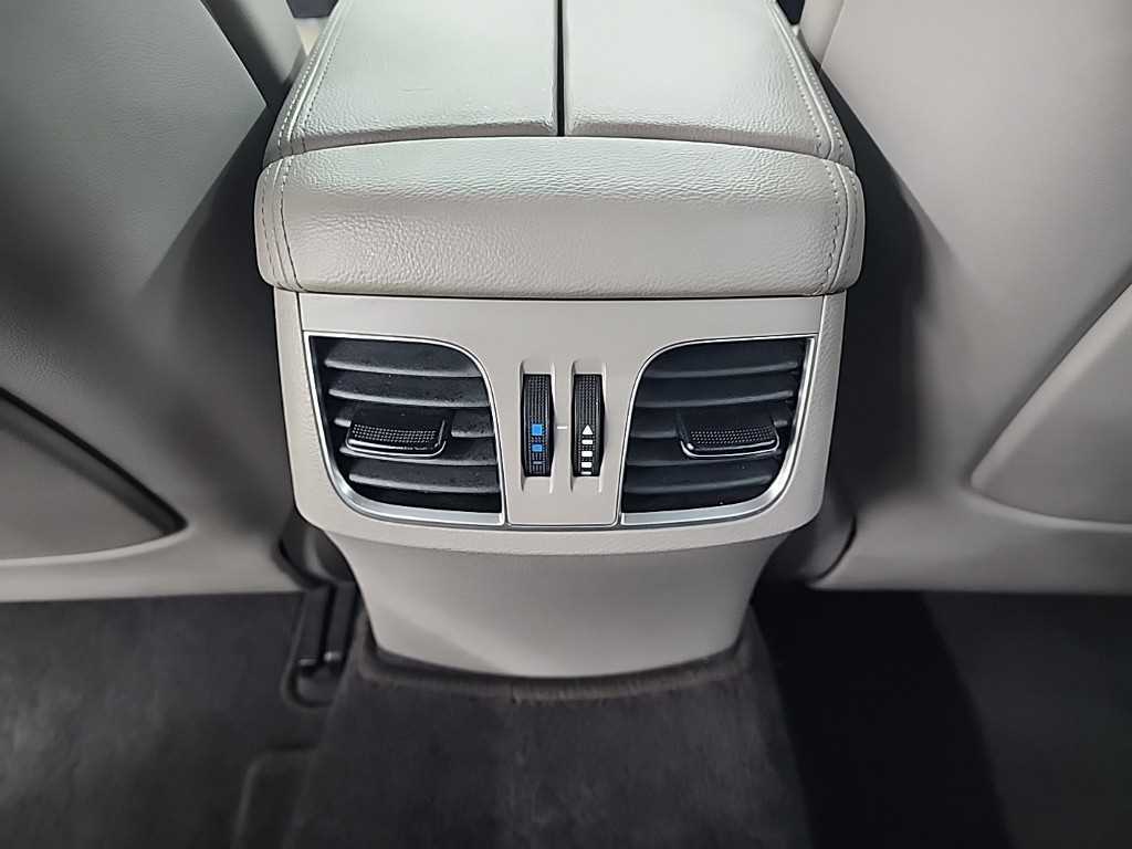 HYUNDAI Genesis 2014 Negro - Importación desde Corea - HF Imports Iquique - Foto 13