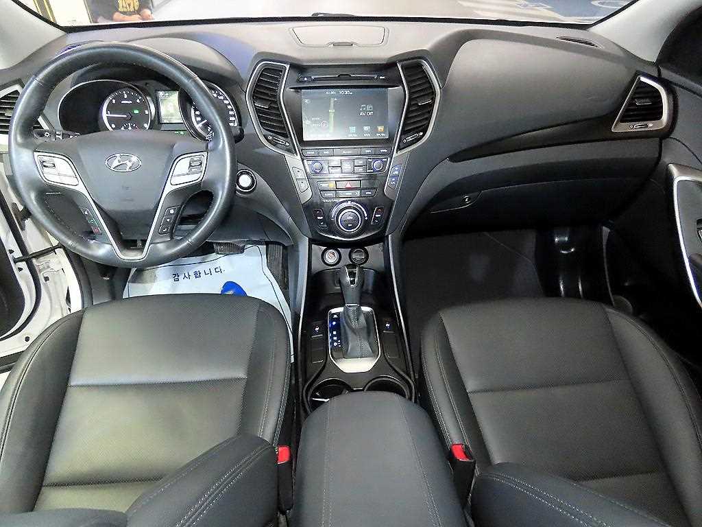 HYUNDAI Santa Fe - Vista 10