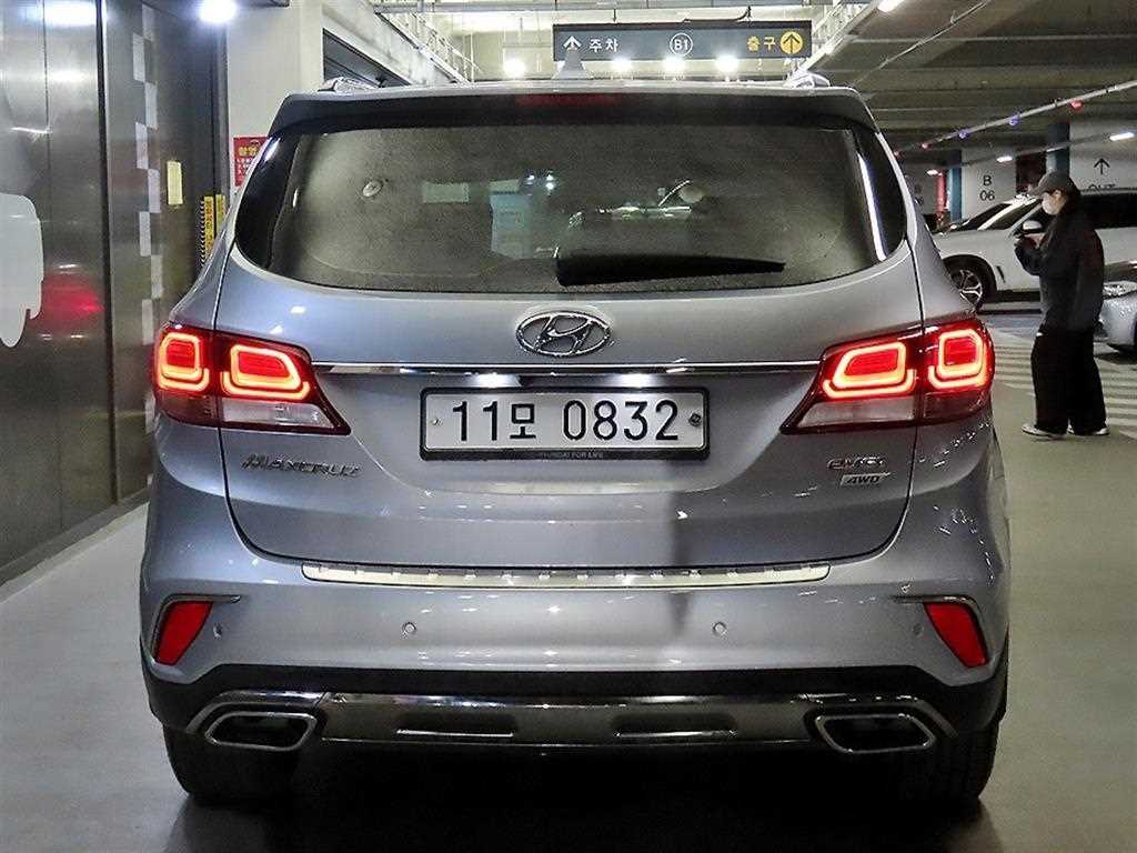 HYUNDAI Maxcruz - Vista 6