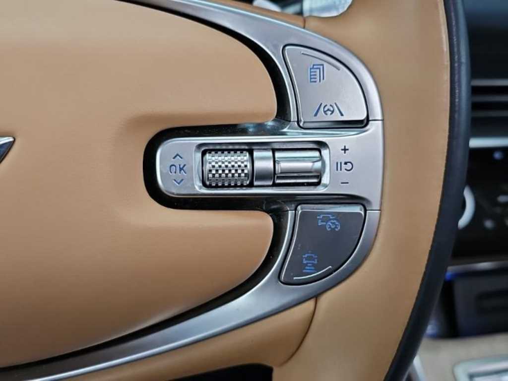 Genesis GV80 - Vista 8