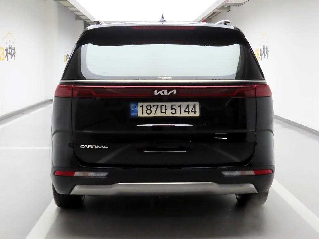KIA Carnival - Vista 3