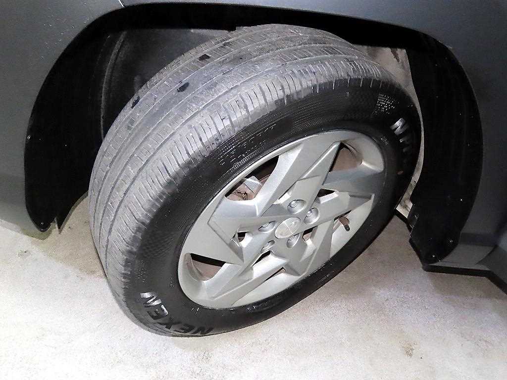 HYUNDAI Kona - Vista 9