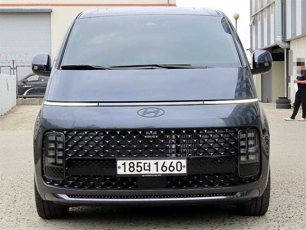 HYUNDAI Staria 2025 Gris - Importación desde Corea - HF Imports Iquique - Foto 1